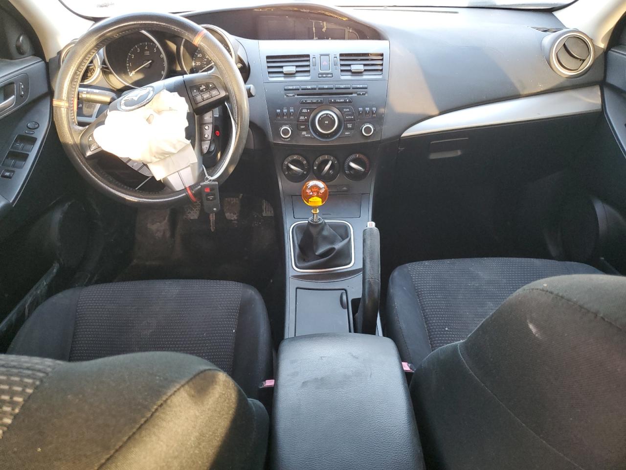 2012 Mazda 3 - Image 8