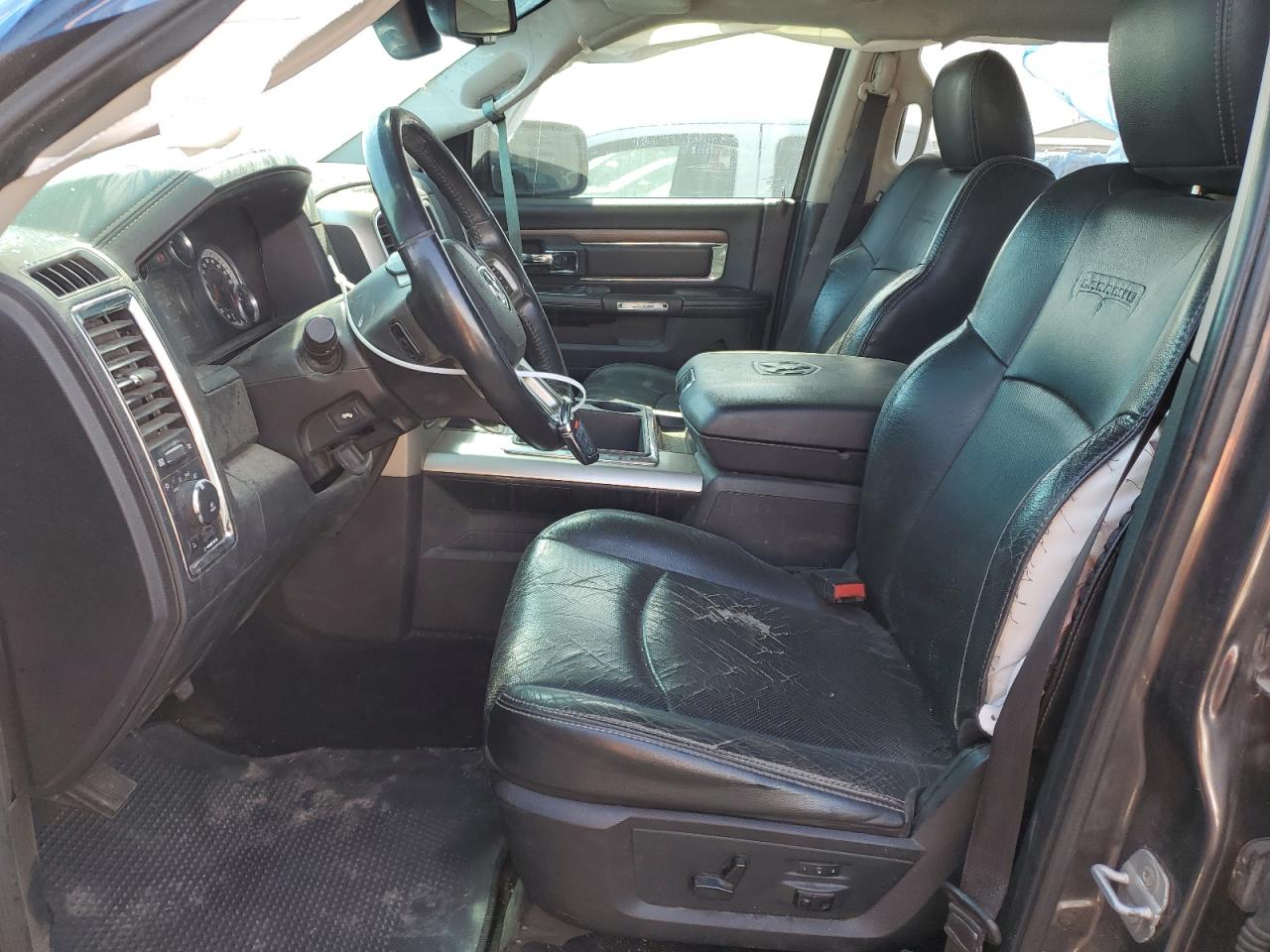 2014 RAM 1500 - Image 7