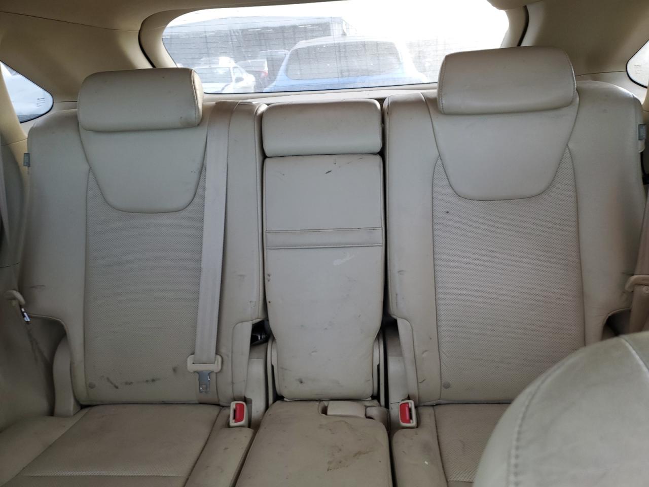 2010 Lexus RX - Image 10