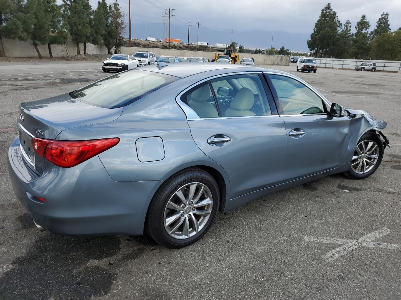 2014 Infiniti Q50 - Image 3