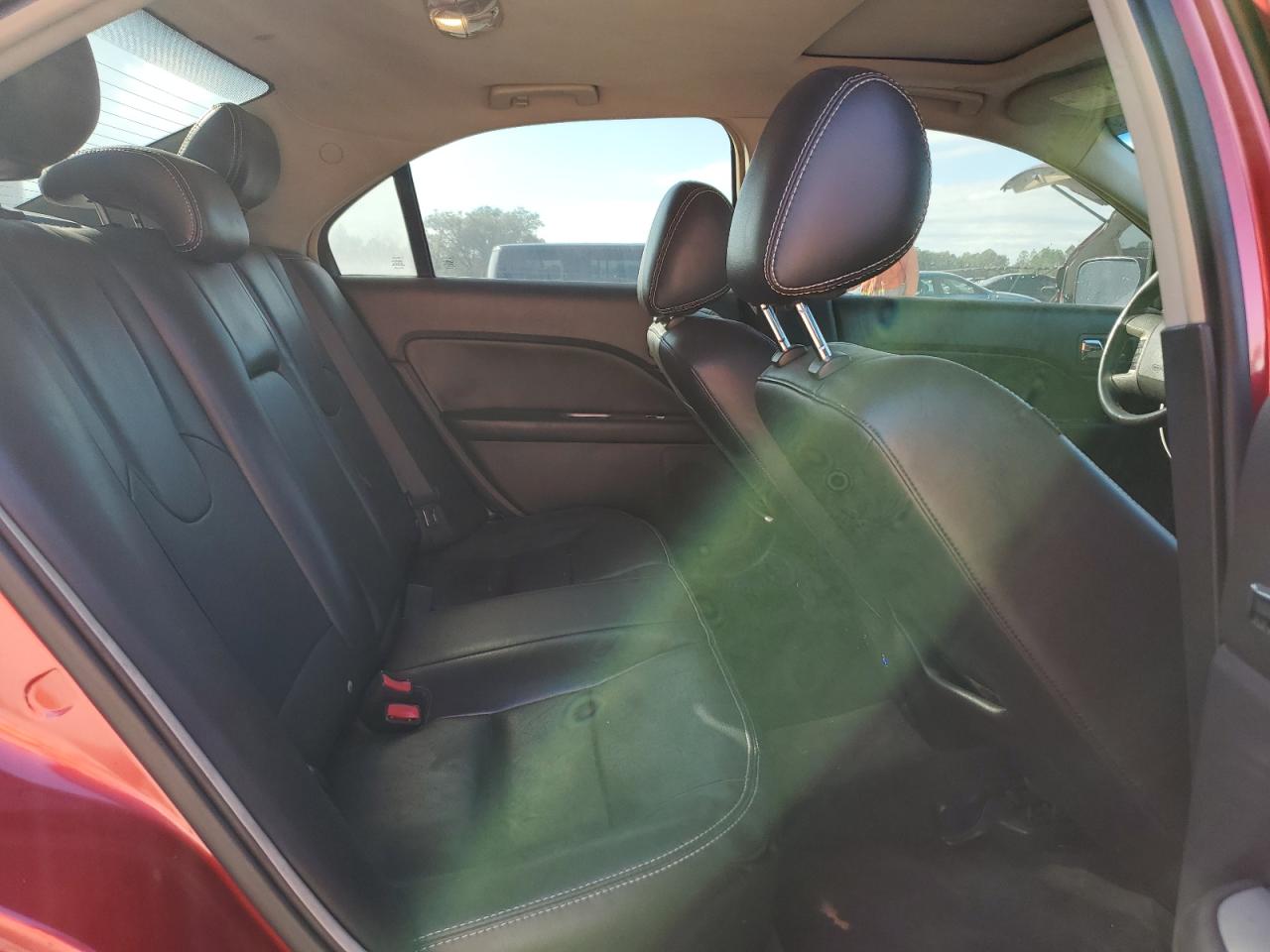 2011 Ford Fusion - Image 10