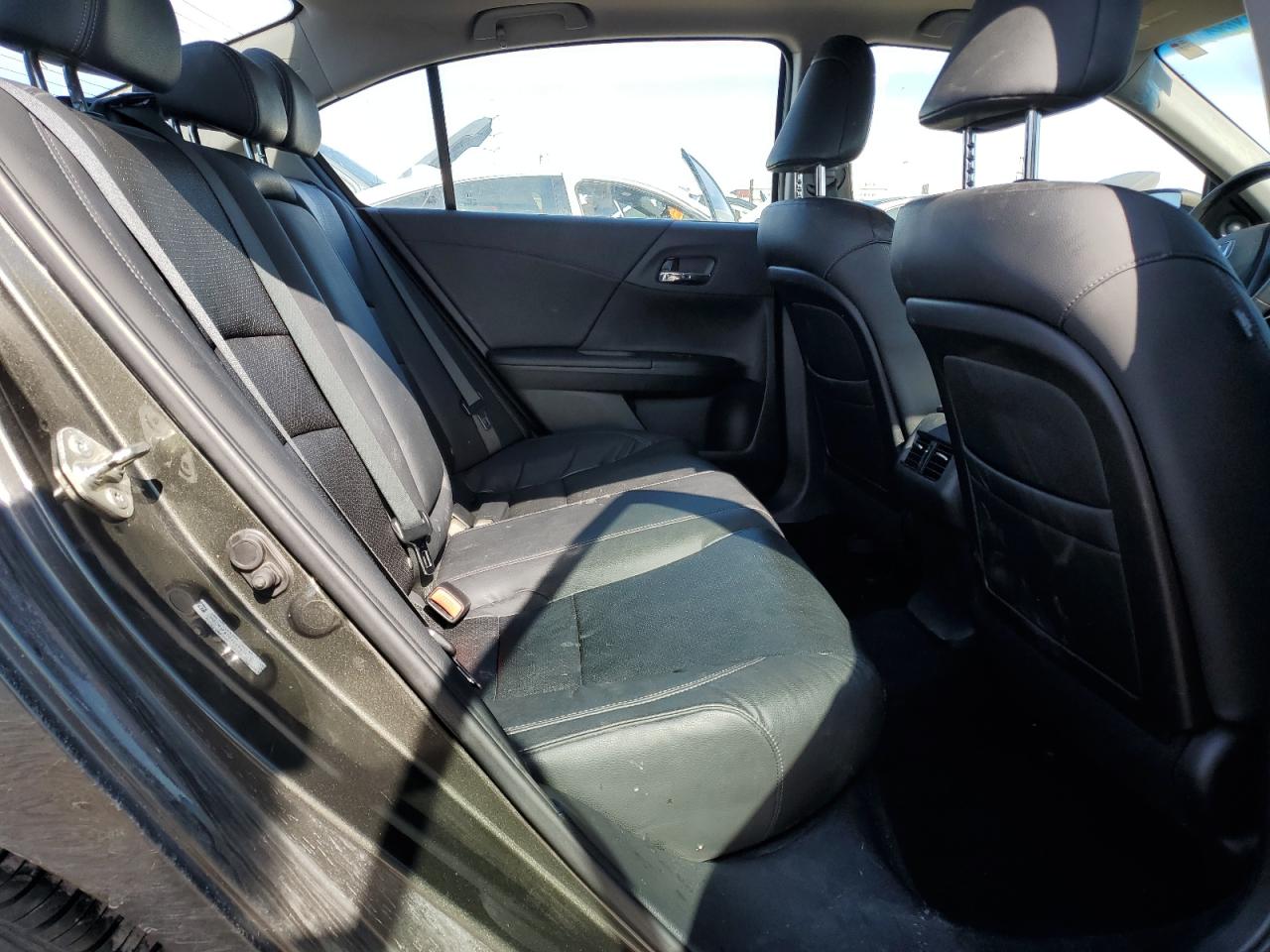 2013 Honda Accord - Image 10
