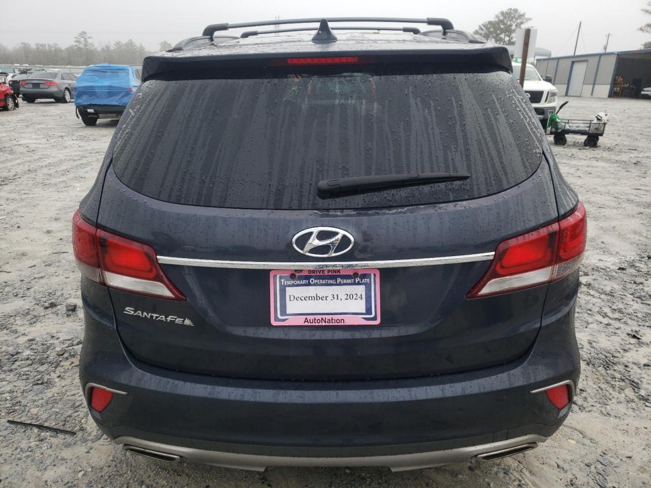 2017 Hyundai Santa Fe - Image 6