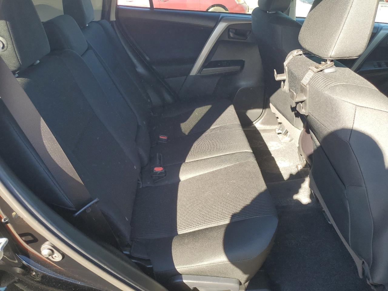 2018 Toyota RAV 4 - Image 11