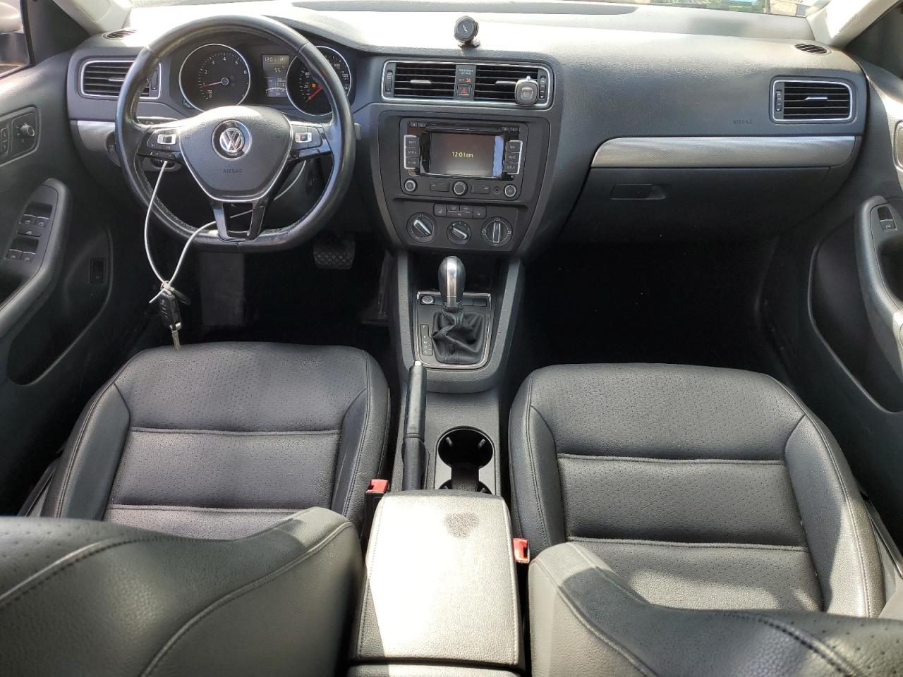 2015 Volkswagen Jetta - Image 8