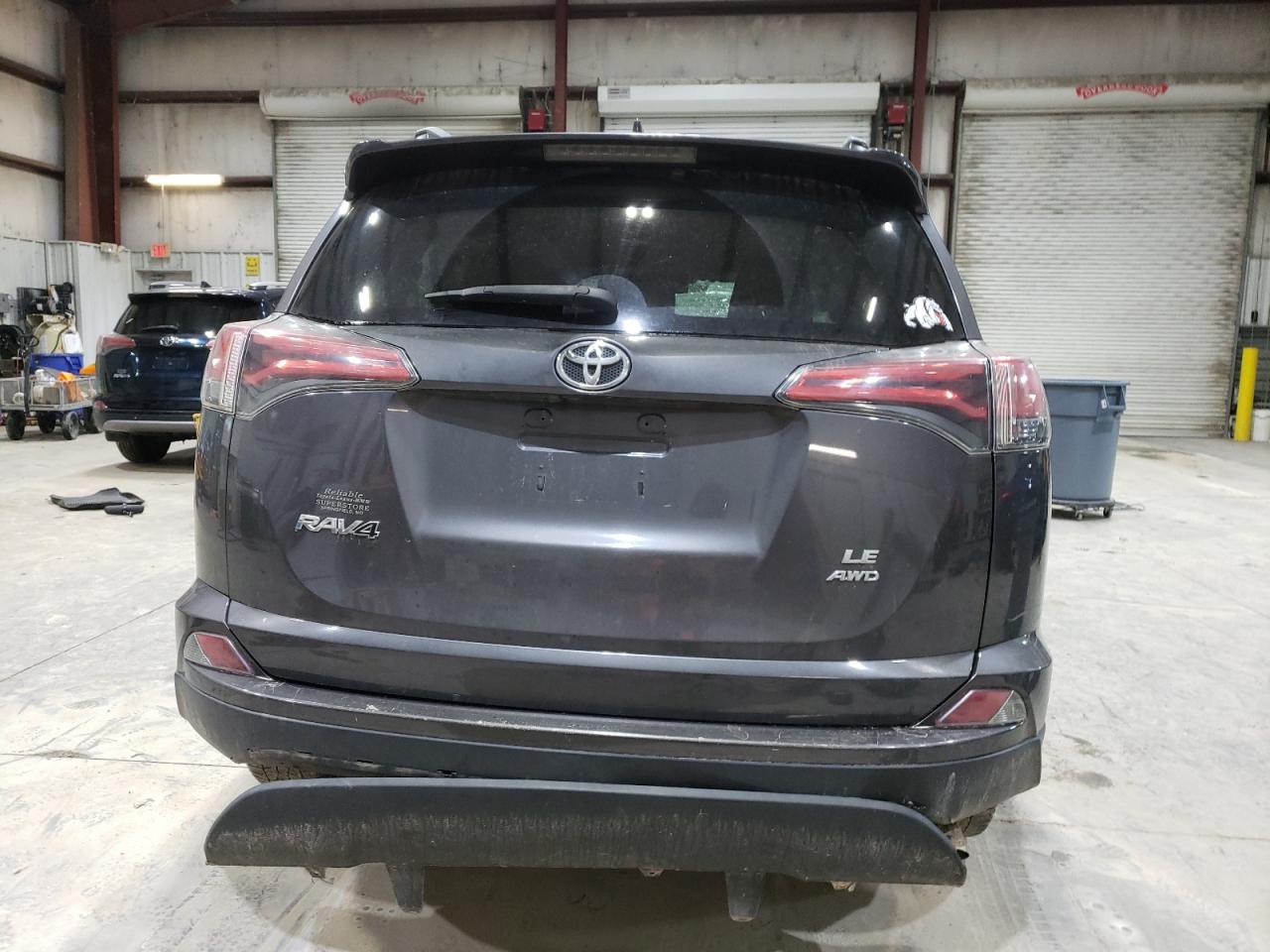 2016 Toyota RAV 4 - Image 6