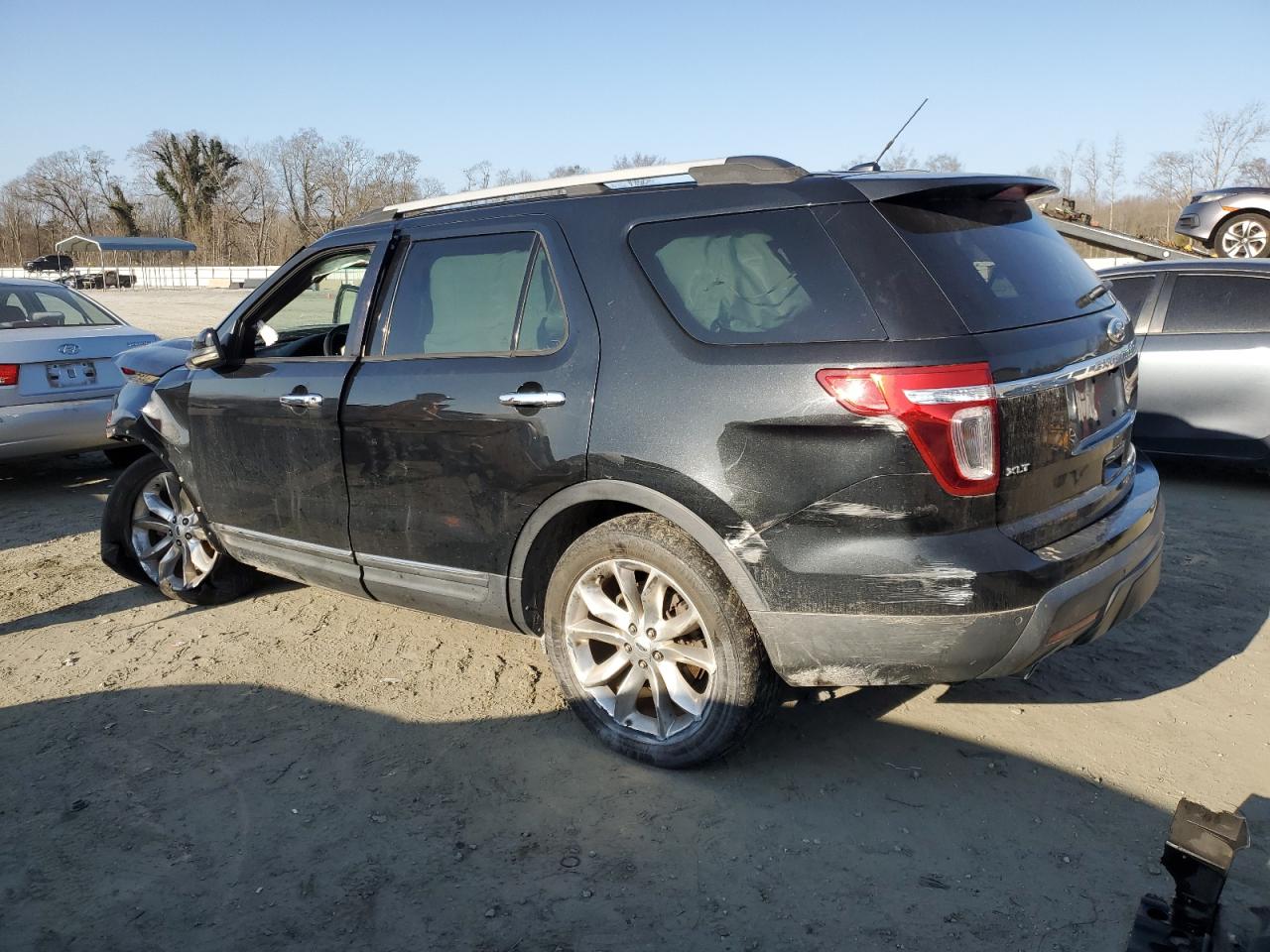 2012 Ford Explorer - Image 2