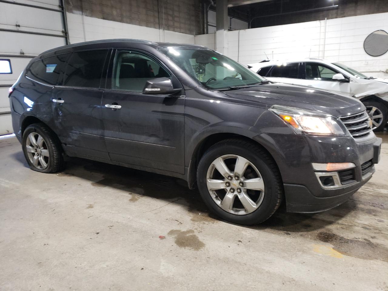 2016 Chevrolet Traverse - Image 4