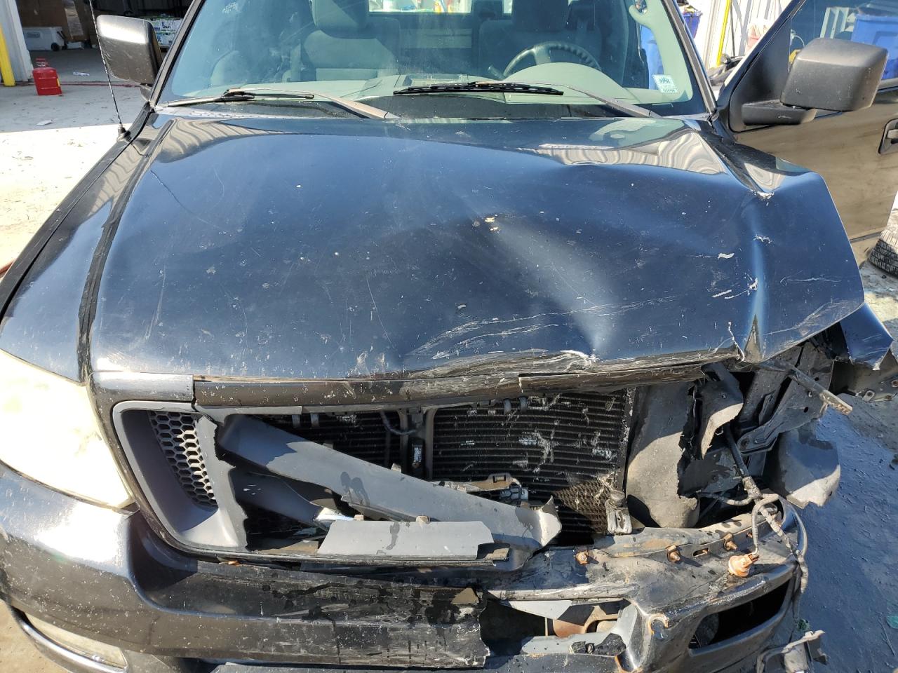 2005 Ford F-150 - Image 11