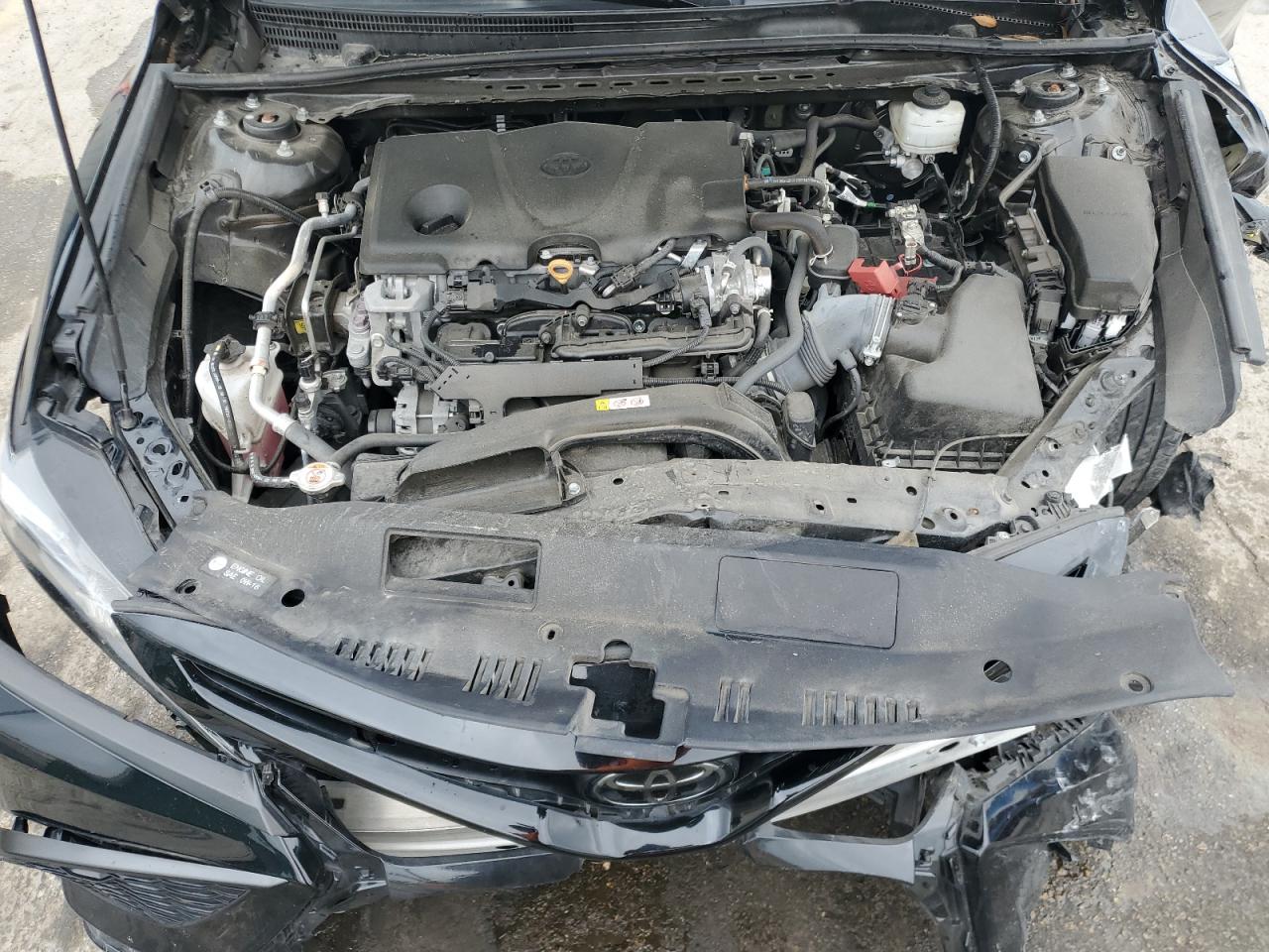 2022 Toyota Camry - Image 11