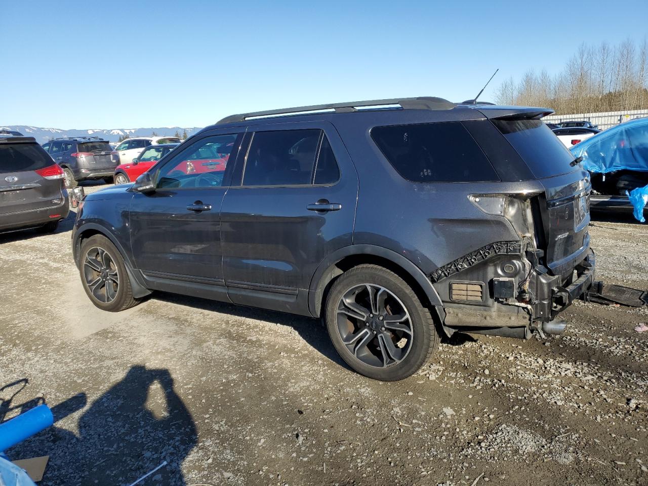 2015 Ford Explorer - Image 2