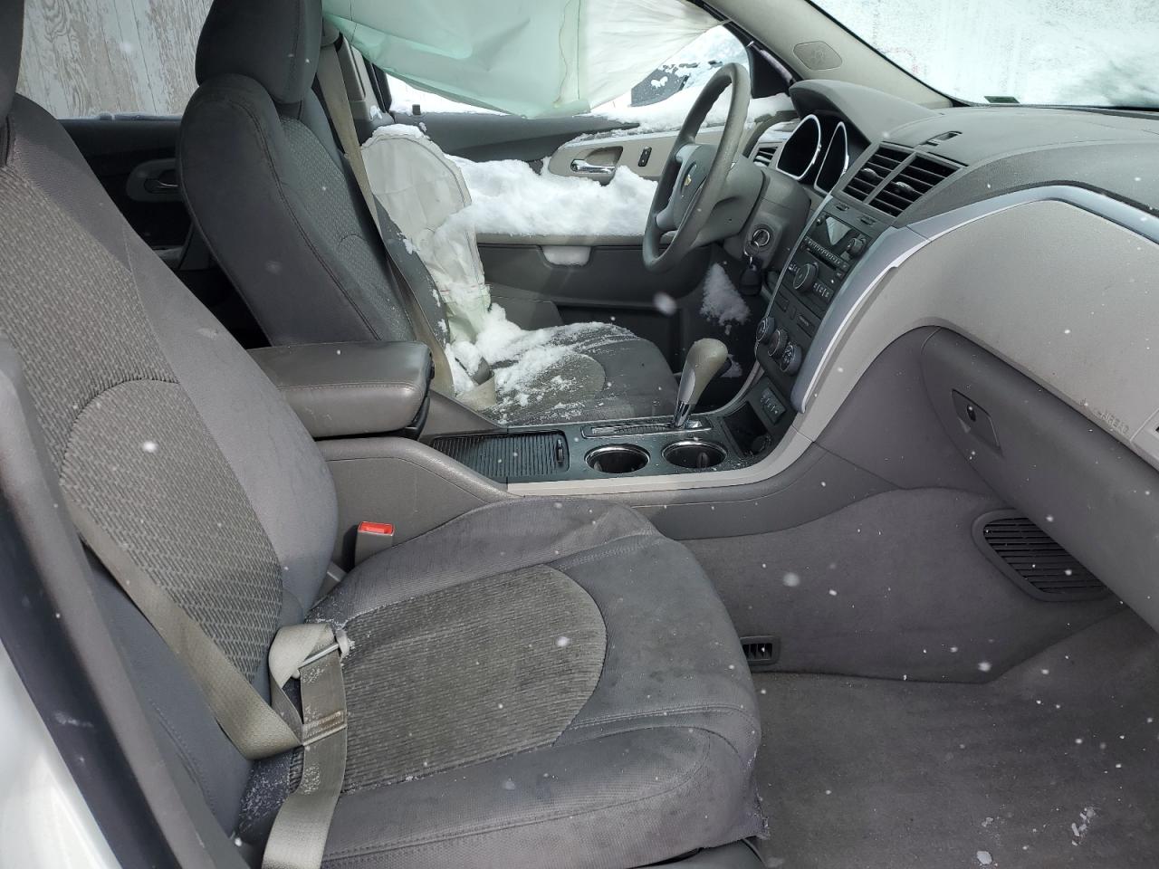 2012 Chevrolet Traverse - Image 7
