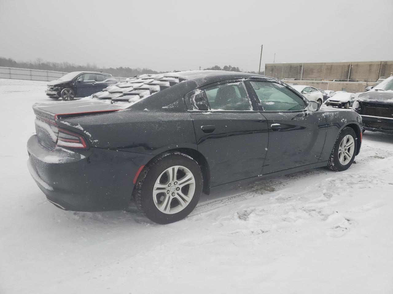 2016 Dodge Charger - Image 3