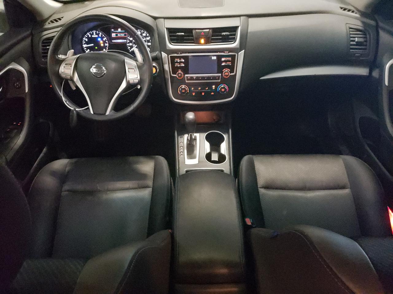 2016 Nissan Altima - Image 8