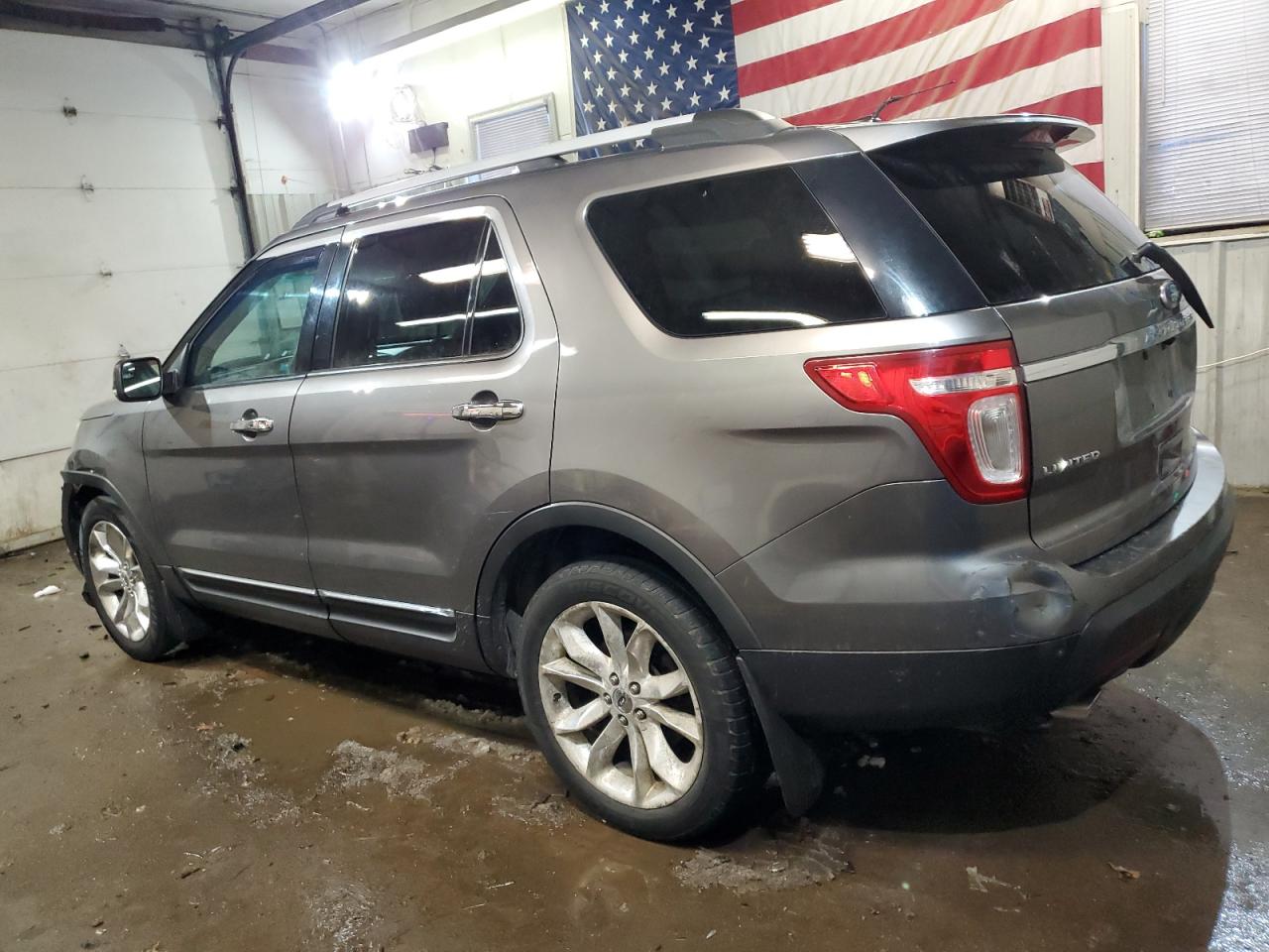 2011 Ford Explorer - Image 2