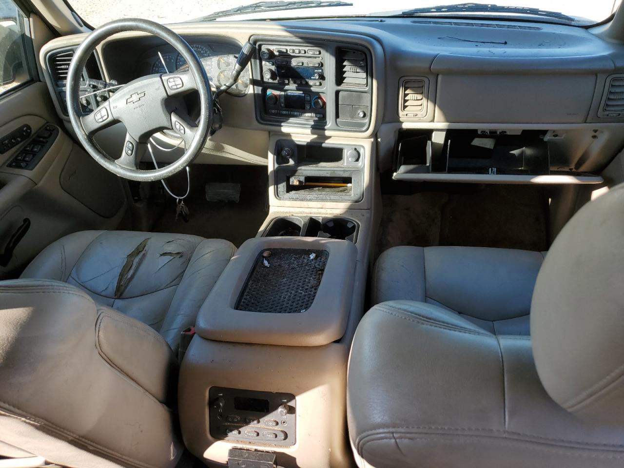 2004 Chevrolet Tahoe - Image 8