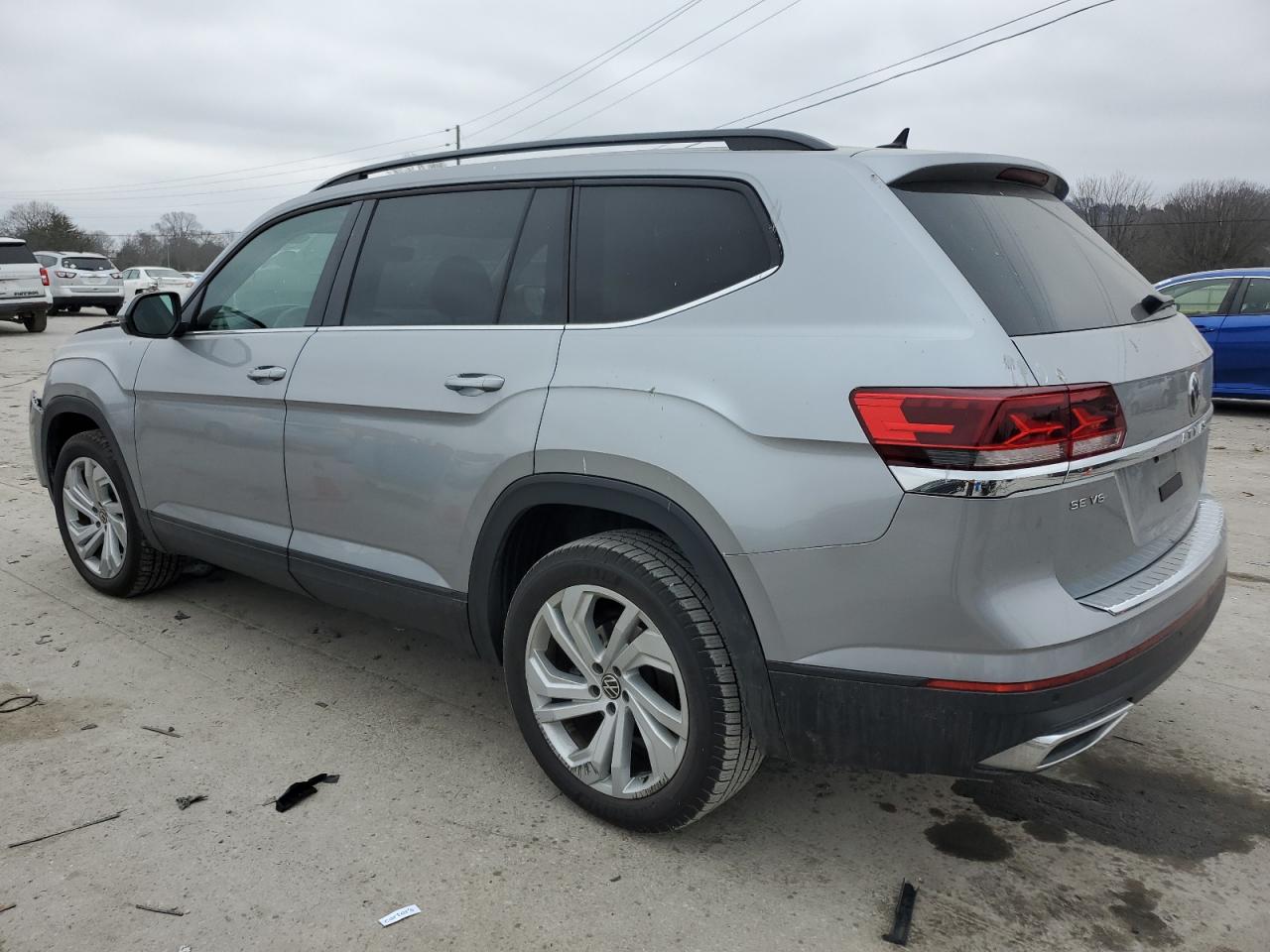 2021 Volkswagen Atlas - Image 2
