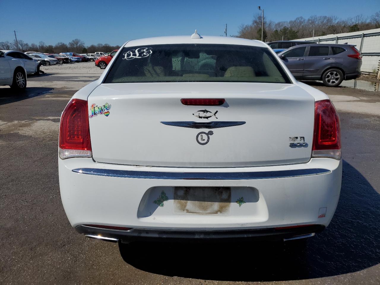 2015 Chrysler 300 - Image 6