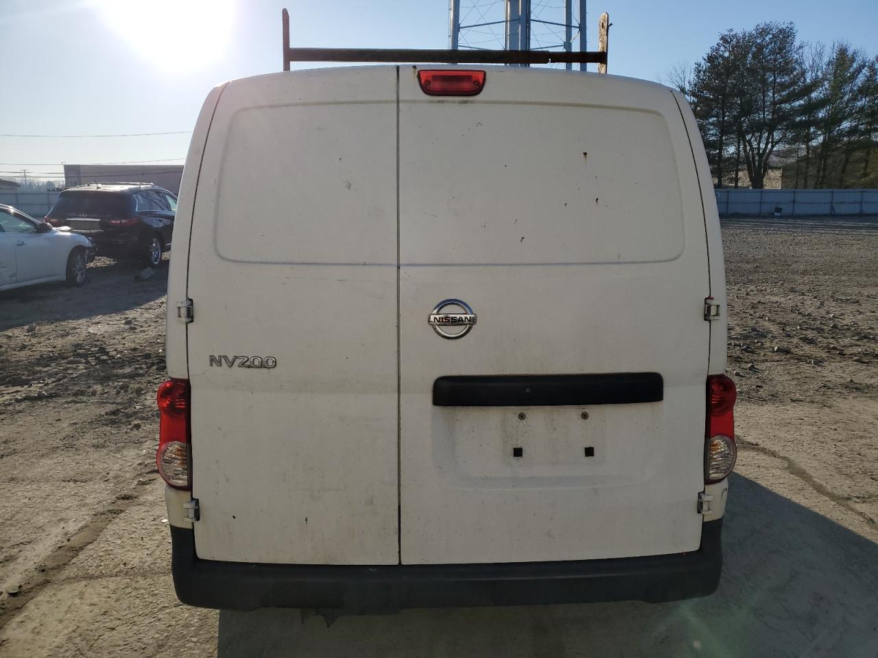 2015 Nissan NV - Image 6