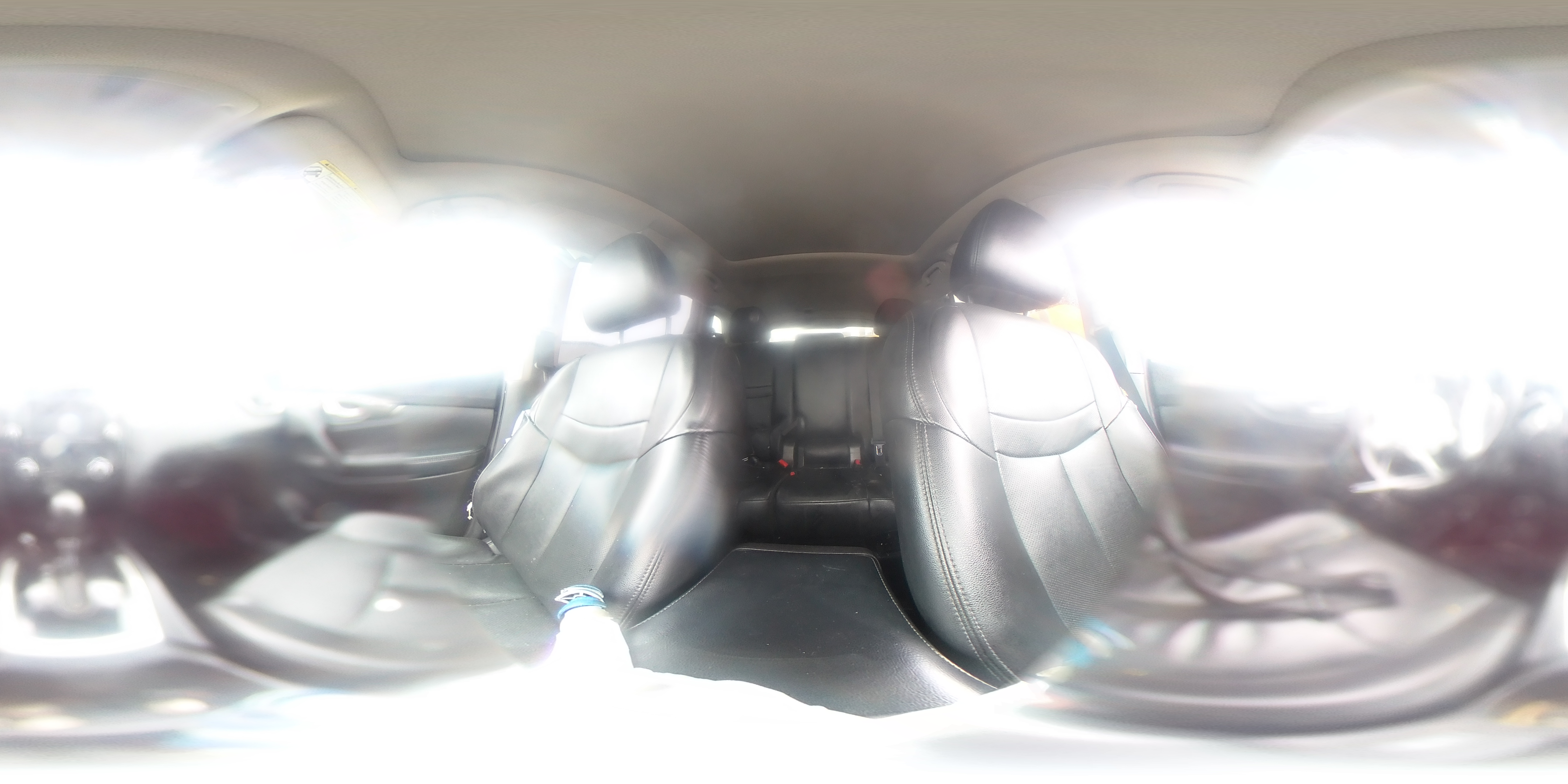 2016 Nissan Rogue - Image 14