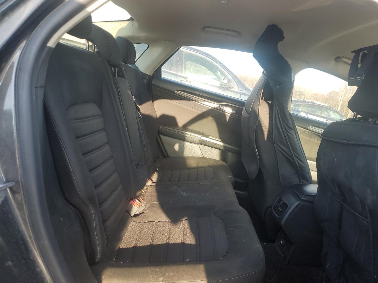 2019 Ford Fusion - Image 10