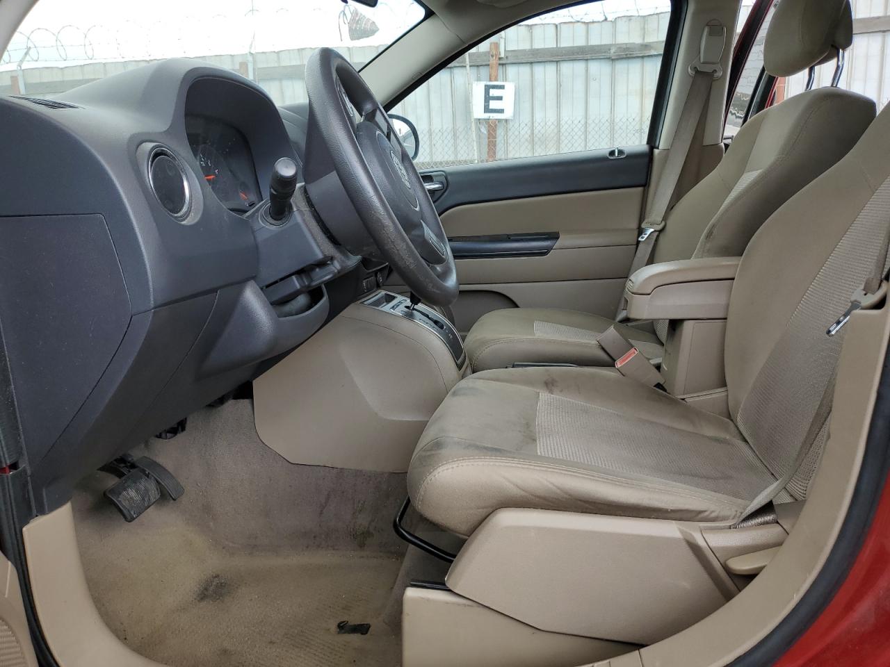 2012 Jeep Compass - Image 7