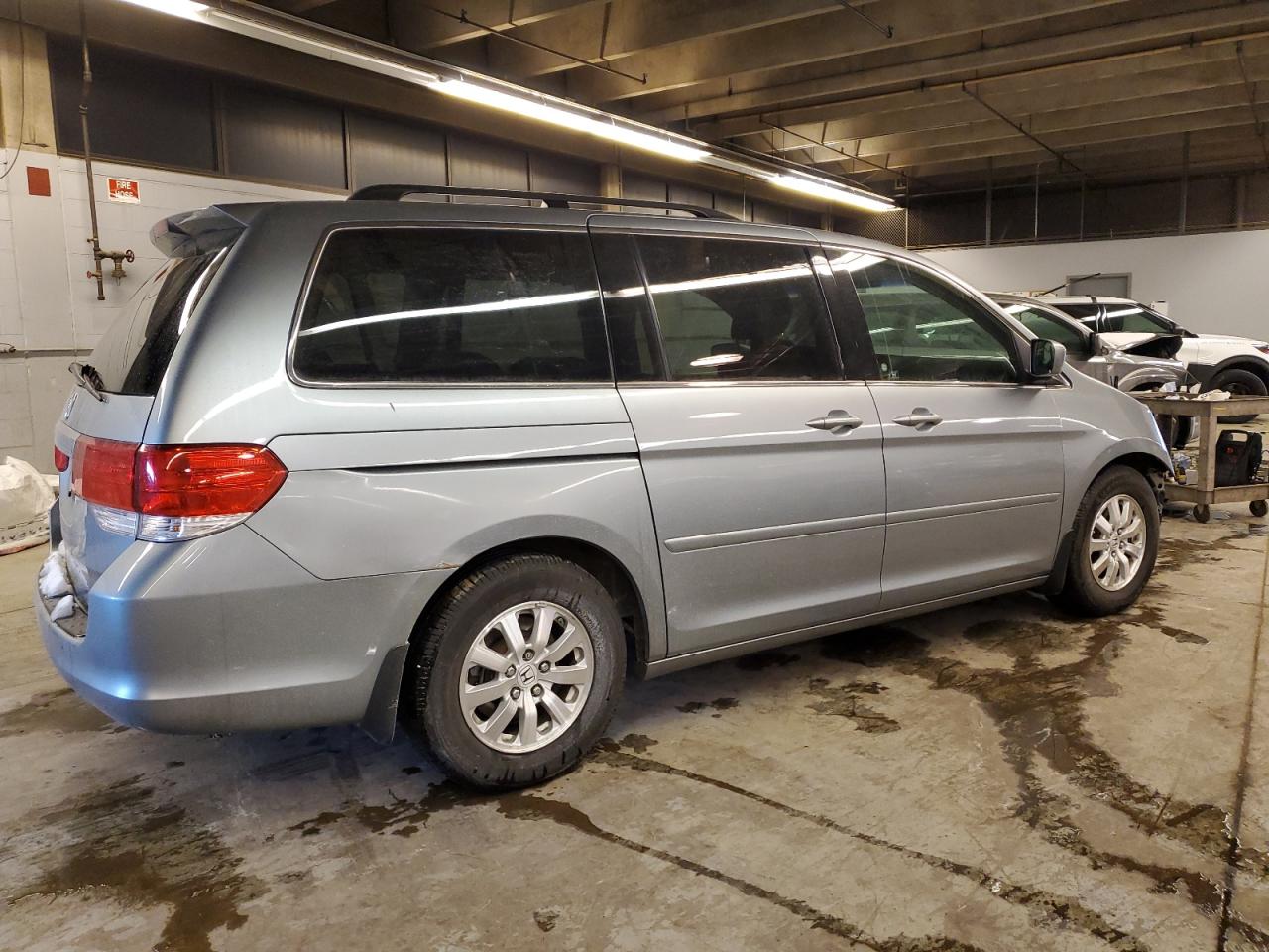 2008 Honda Odyssey - Image 3