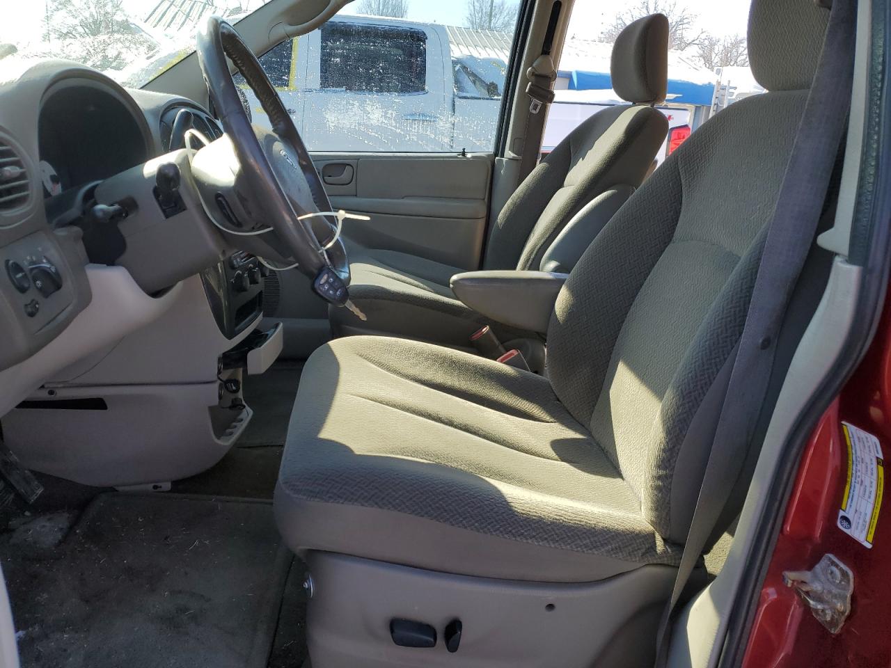 2006 Dodge Caravan - Image 7