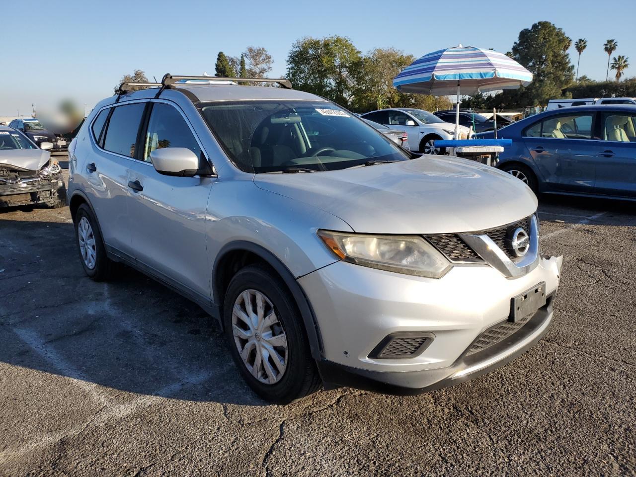 2016 Nissan Rogue - Image 4