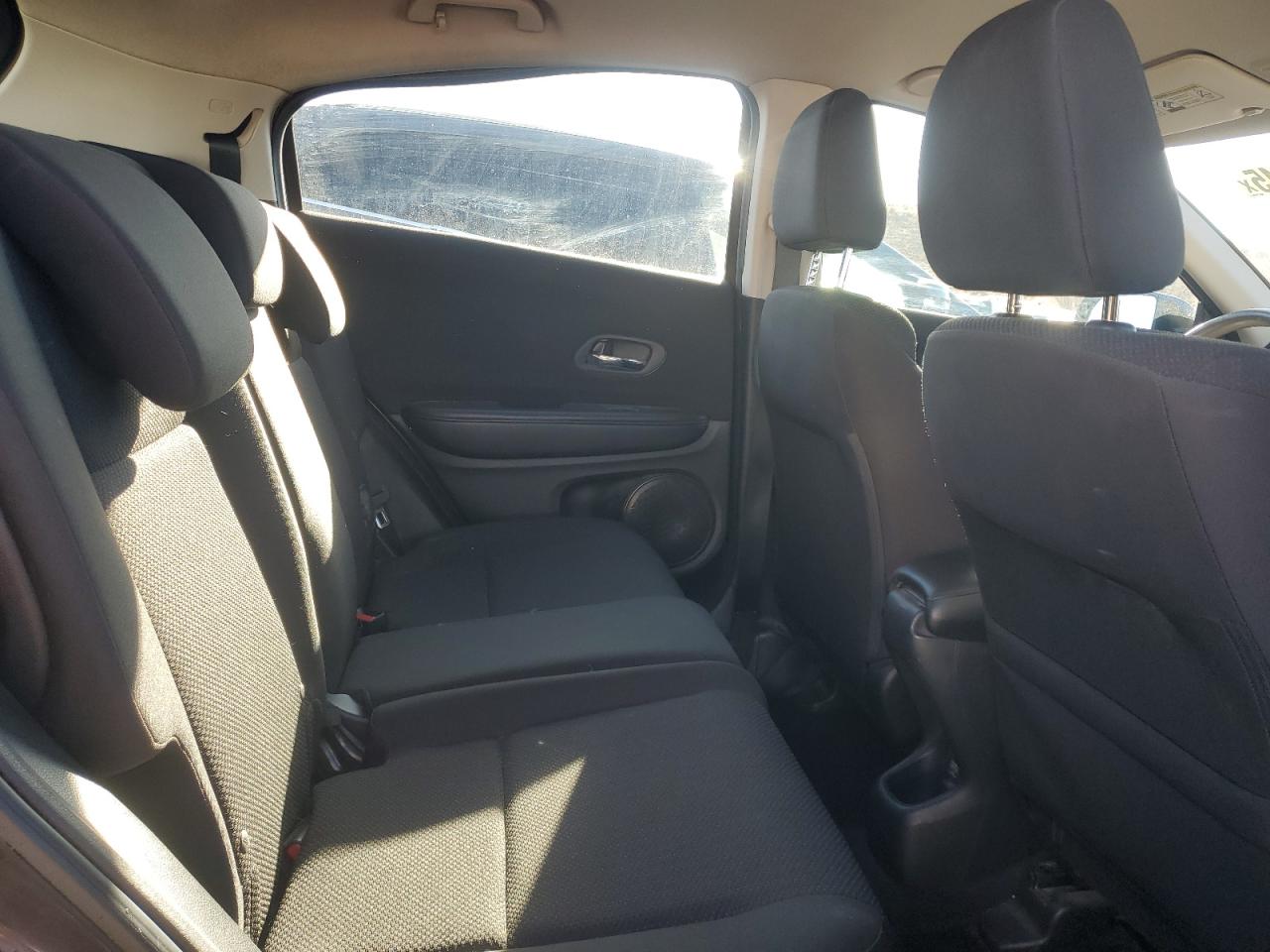 2016 Honda HR-V - Image 11