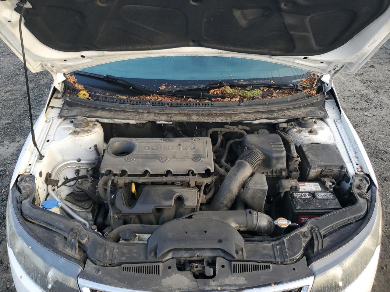 2012 Kia Forte - Image 11