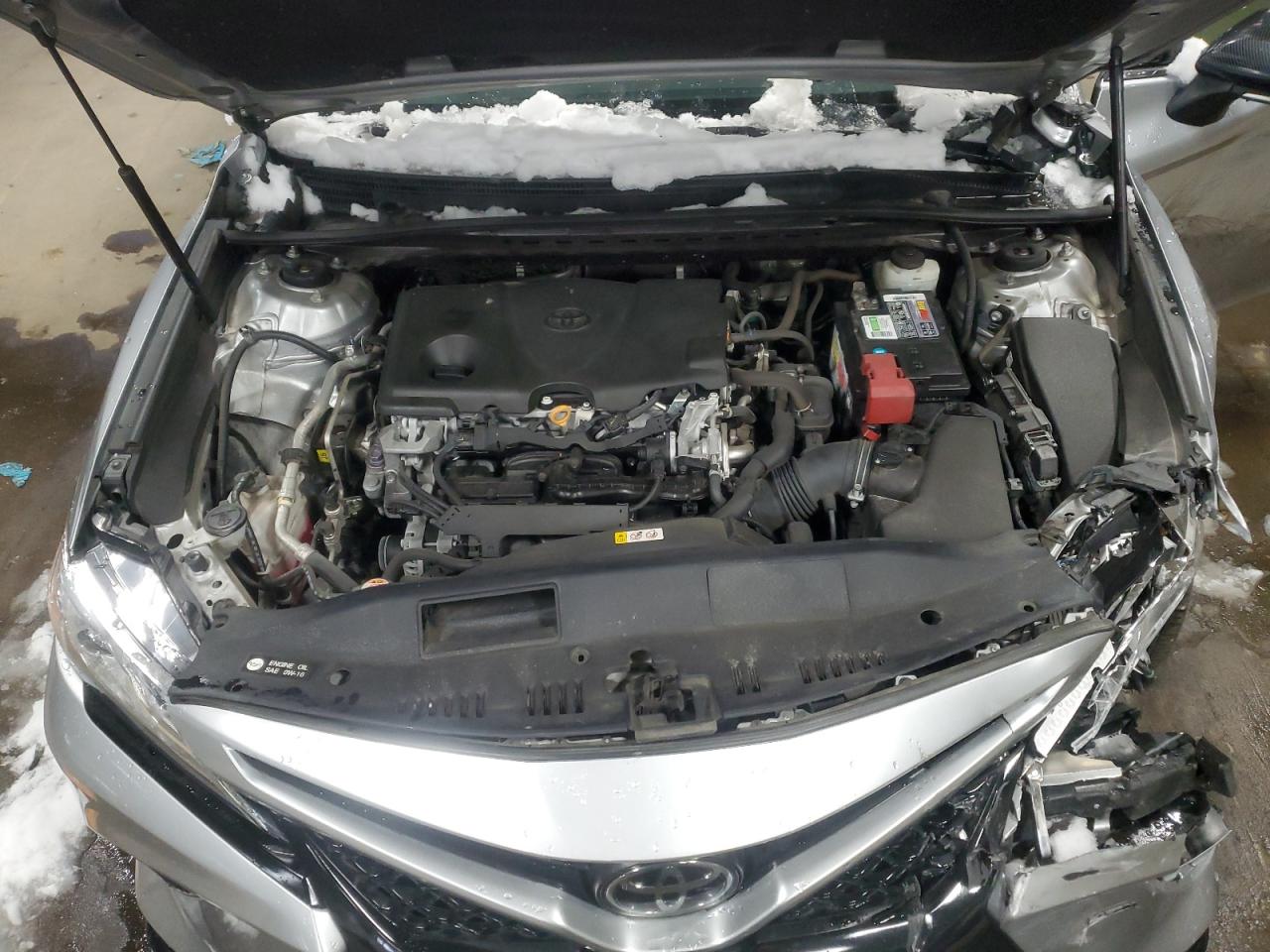 2020 Toyota Camry - Image 11