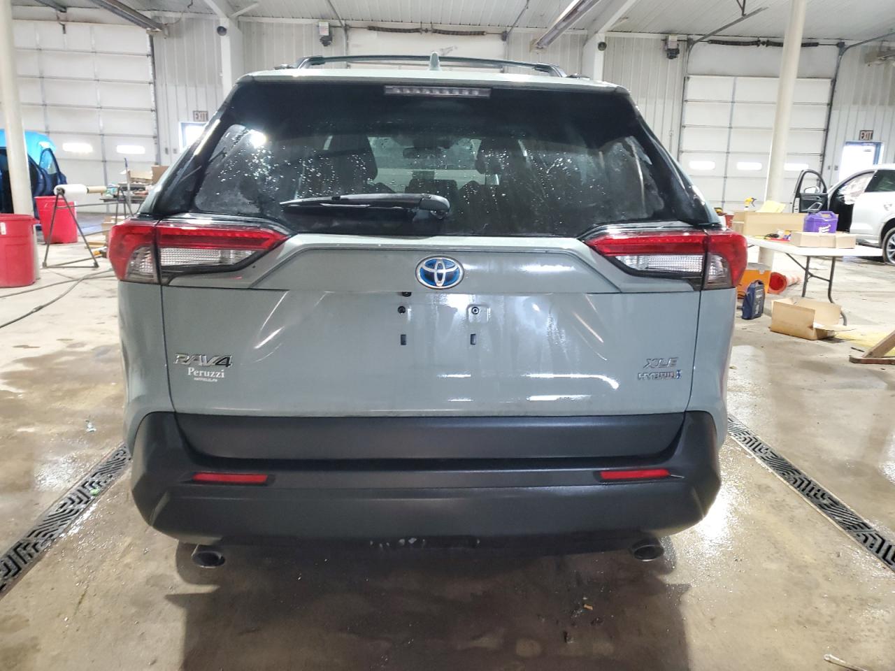 2020 Toyota RAV 4 - Image 6
