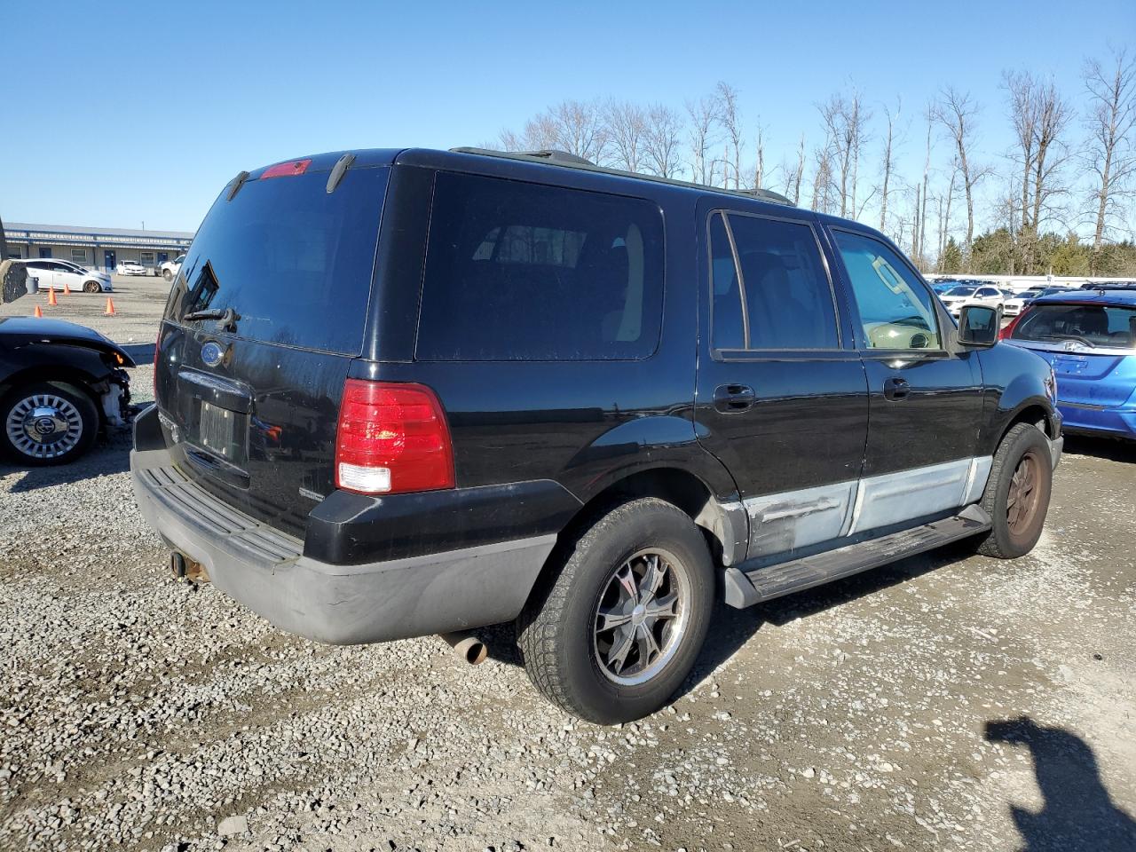2004 Ford Expedition - Image 3
