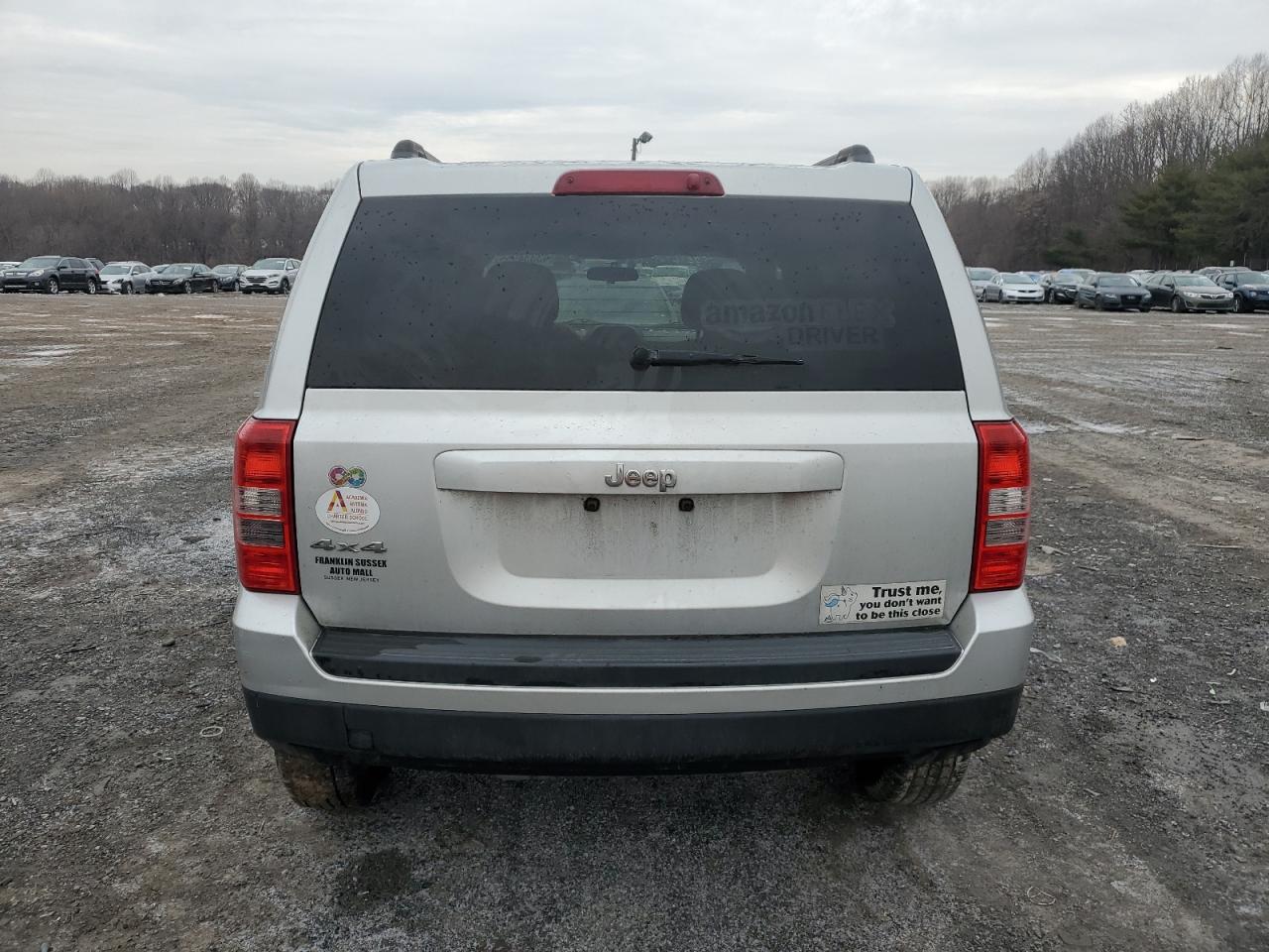 2011 Jeep Liberty (Patriot) - Image 6