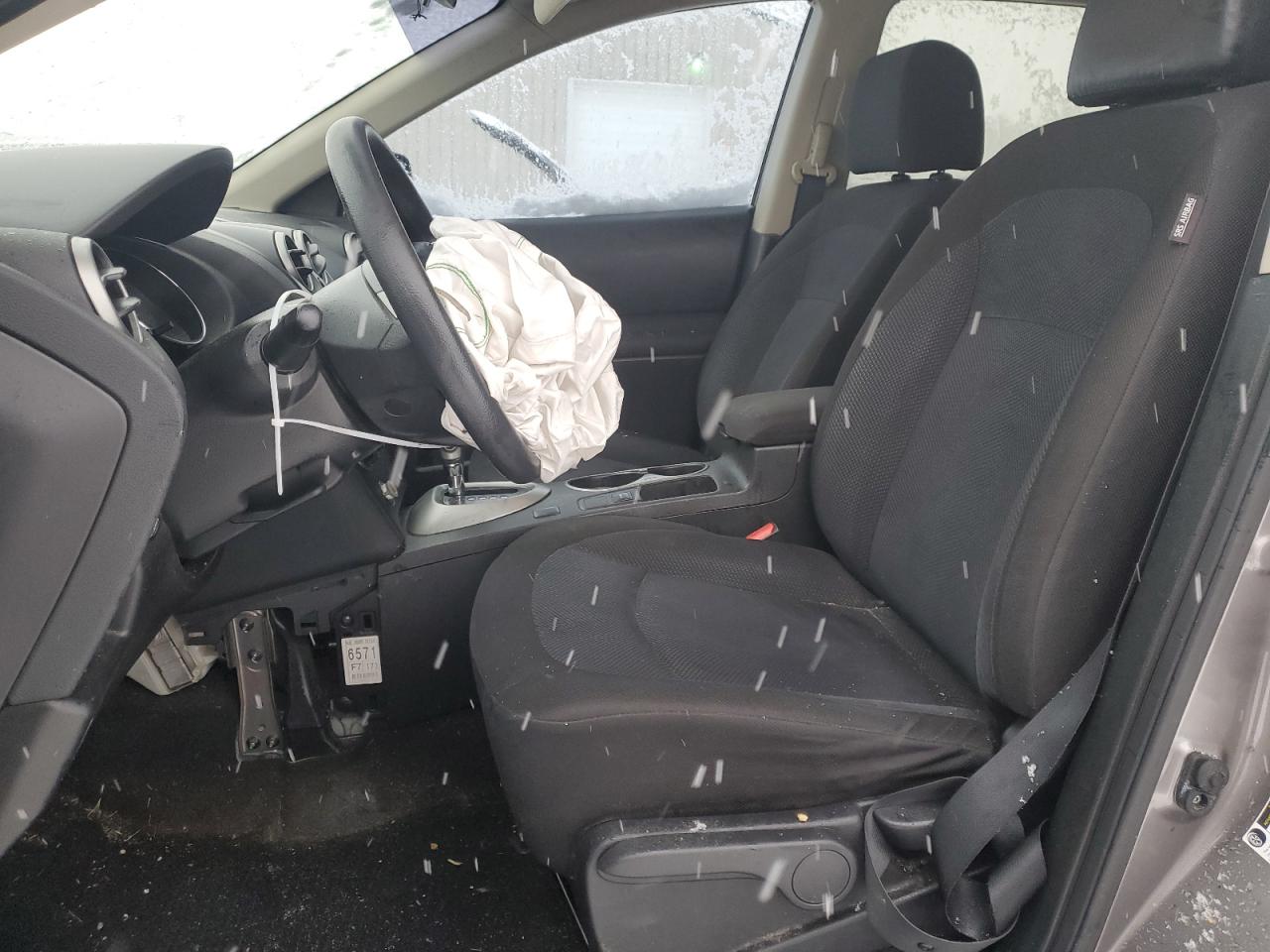 2015 Nissan Rogue - Image 7