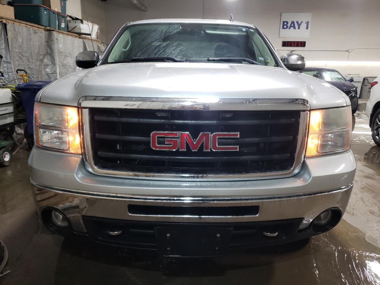 2011 GMC Sierra - Image 5