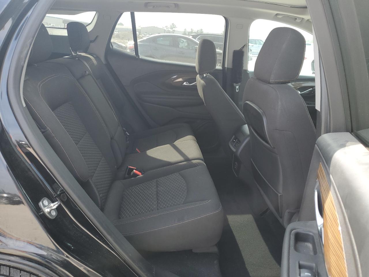 2018 GMC Terrain - Image 11