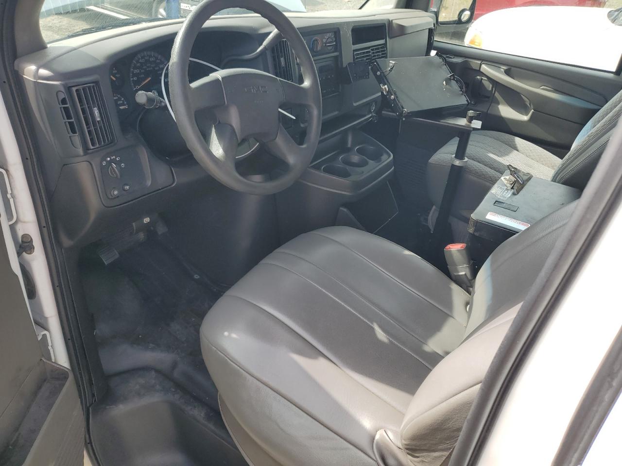 2007 GMC Savana G2500 VIN: 1GTGG25V071205252 Lot: 46554835