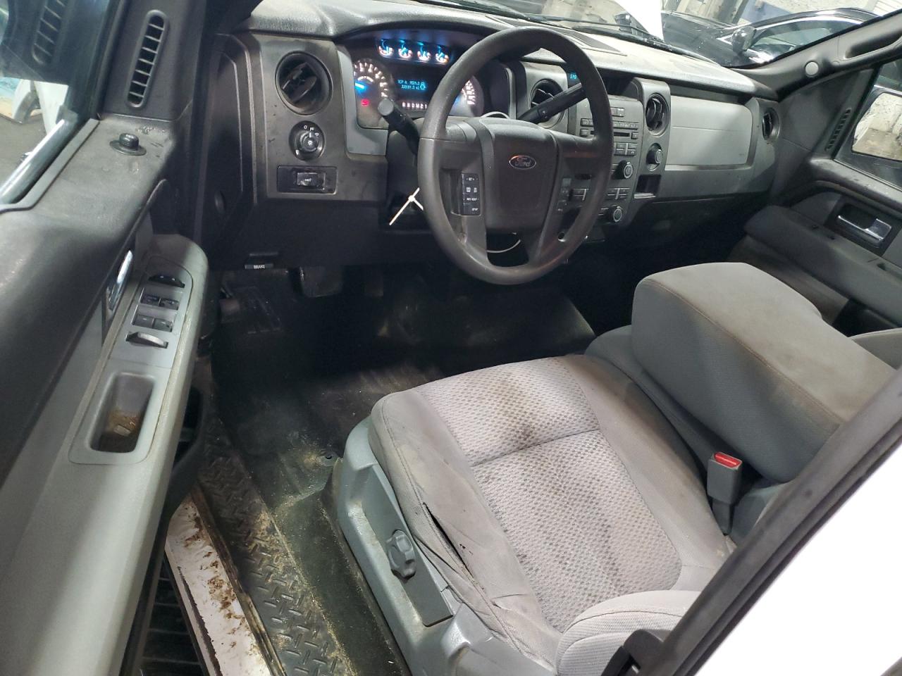 2013 Ford F-150 - Image 8