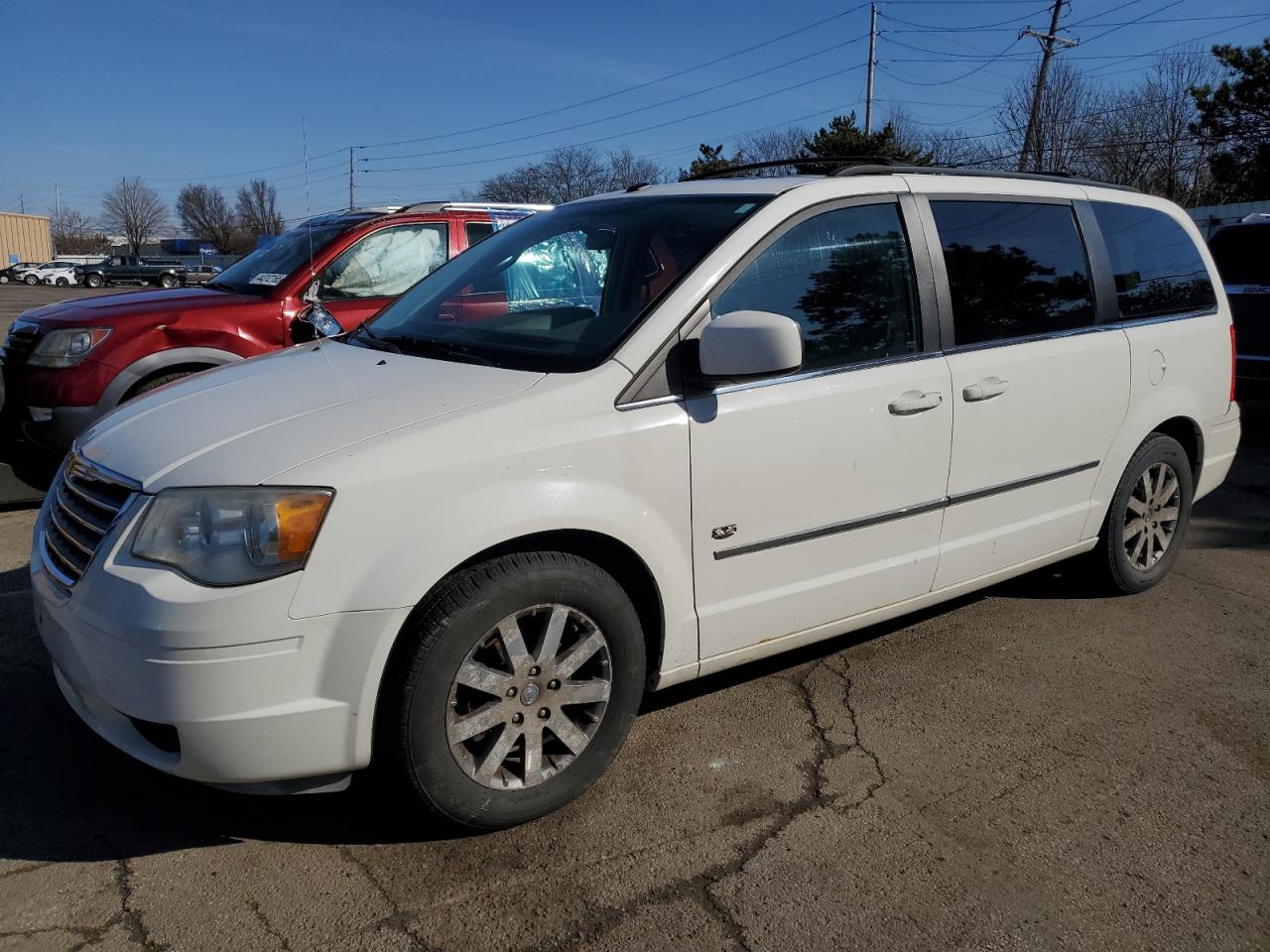 2009 Chrysler Town & Country - Image 1
