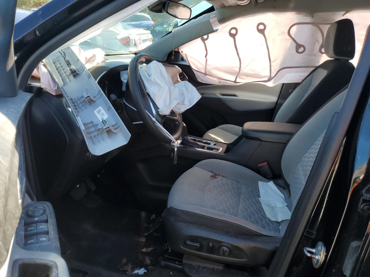 2GNAXKEV6M6122401 CHEVROLET EQUINOX 2021