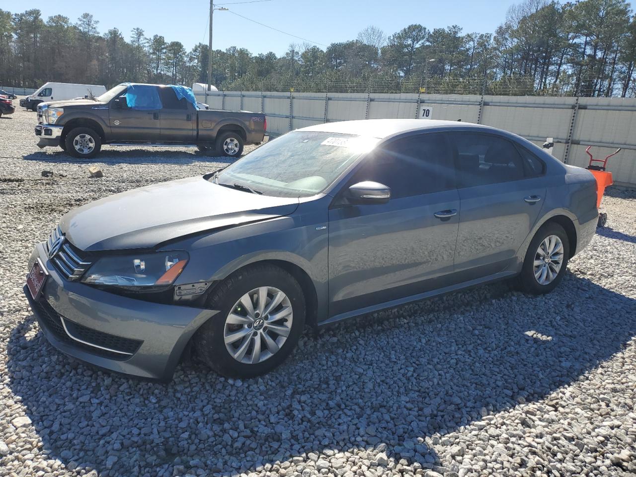 2015 Volkswagen Passat - Image 1