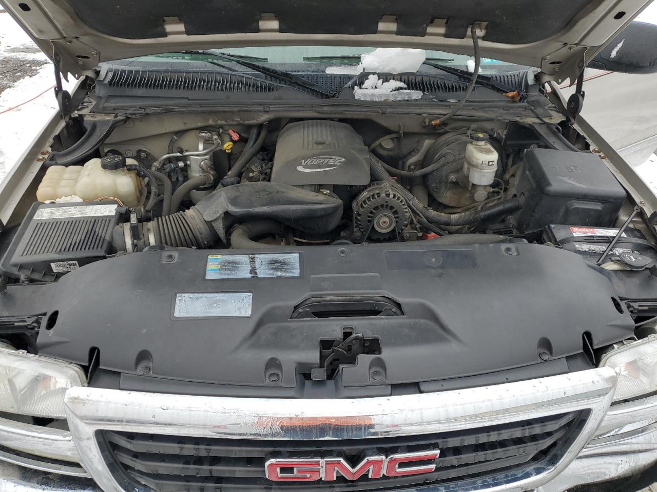 2005 GMC Sierra - Image 11