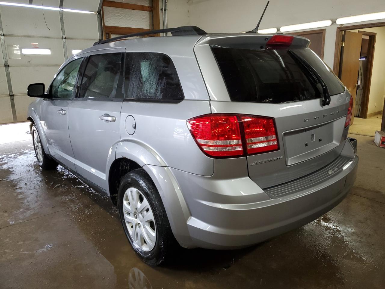 2017 Dodge Journey - Image 2