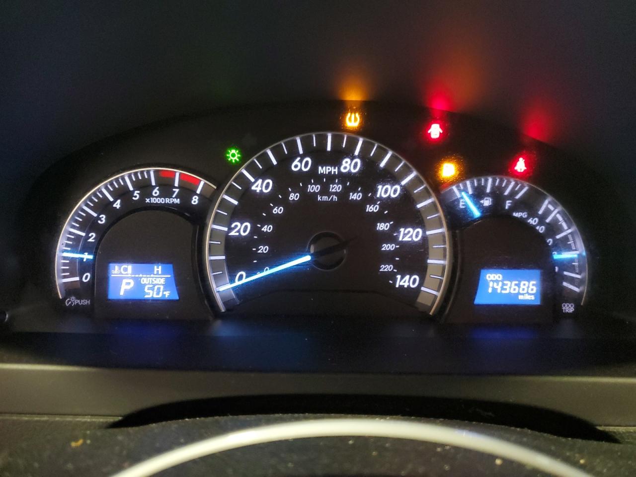 2012 Toyota Camry - Image 9