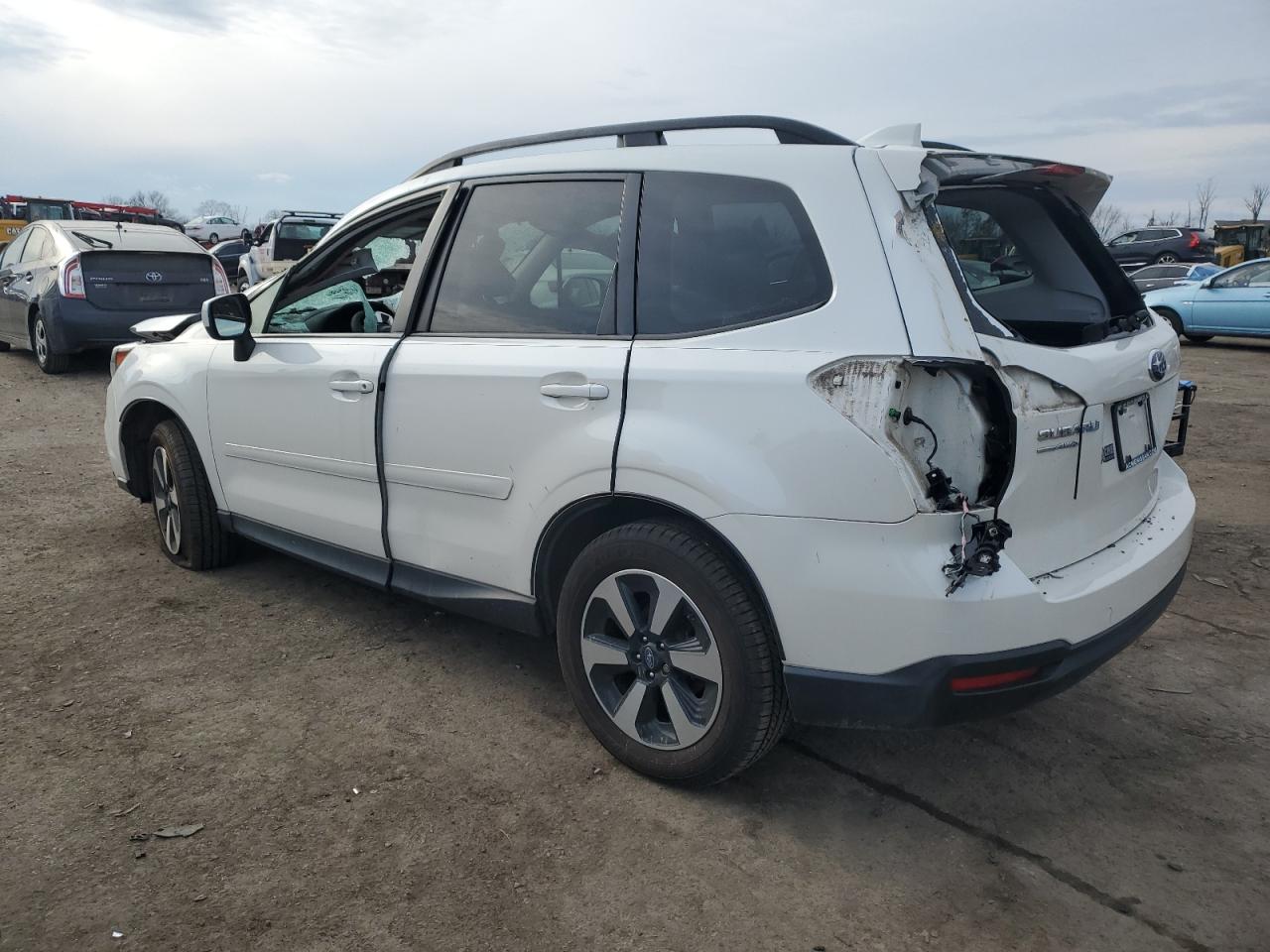 2018 Subaru Forester - Image 2