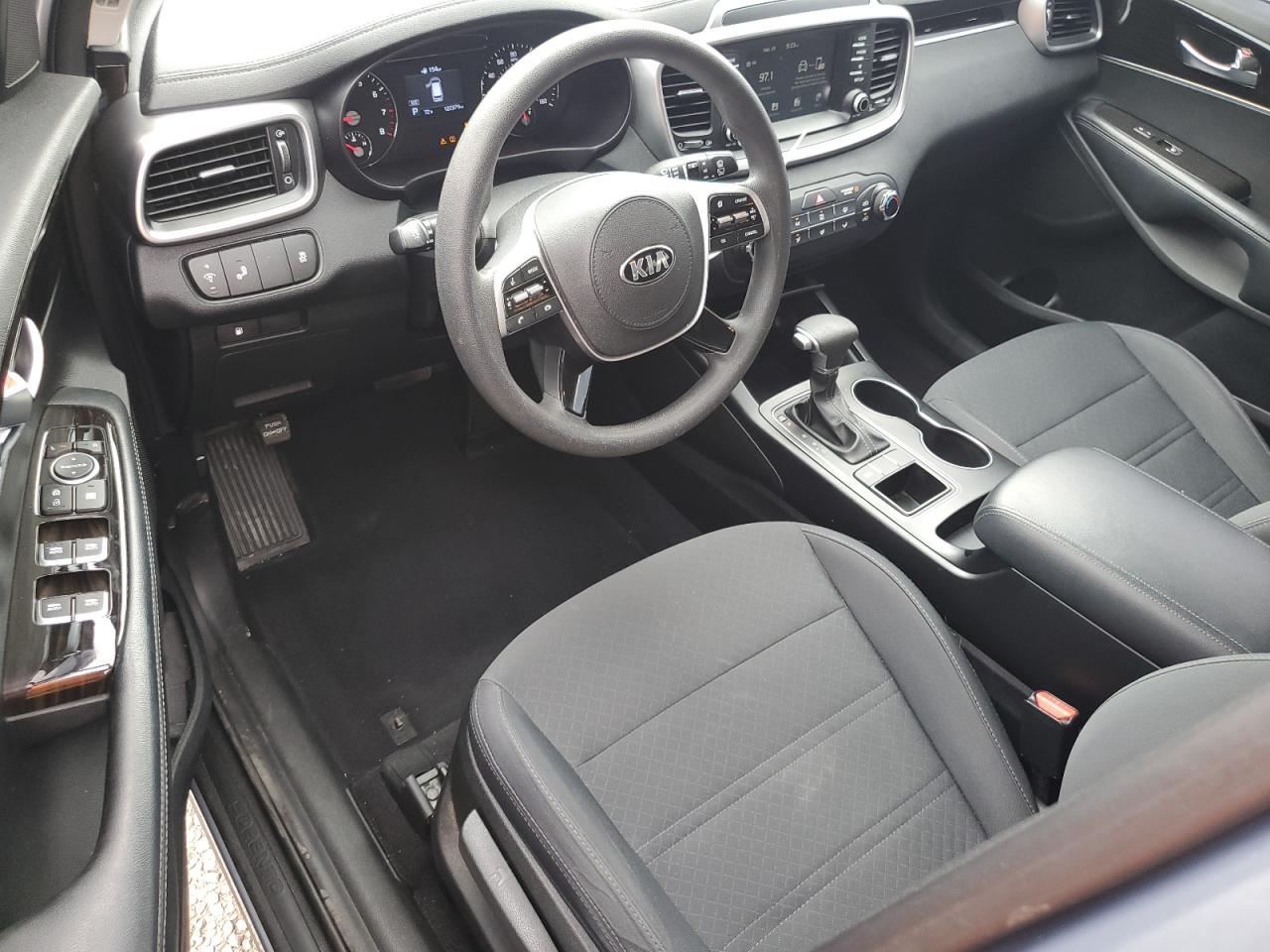 2020 Kia Sorento - Image 8