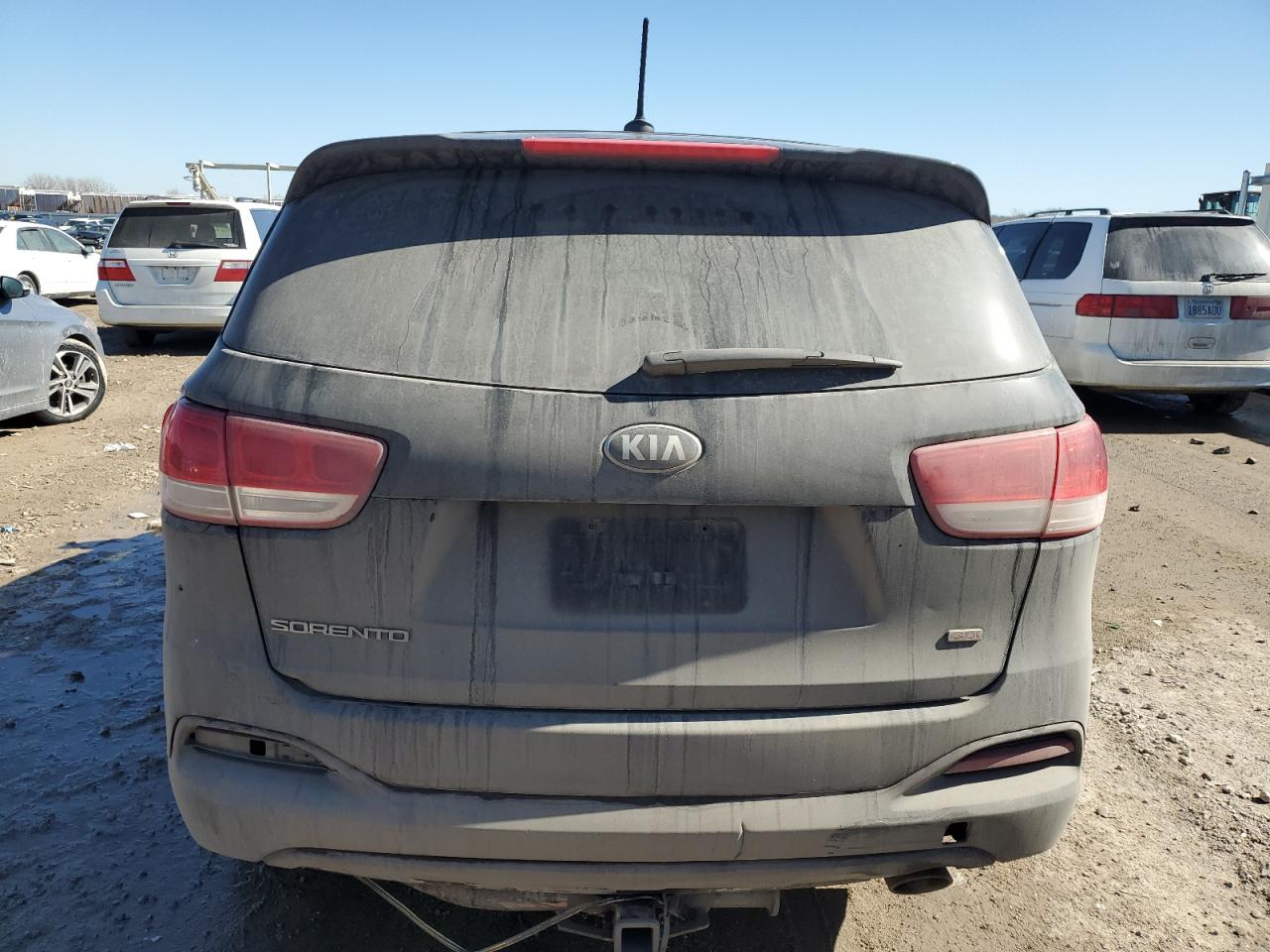 2016 Kia Sorento - Image 6