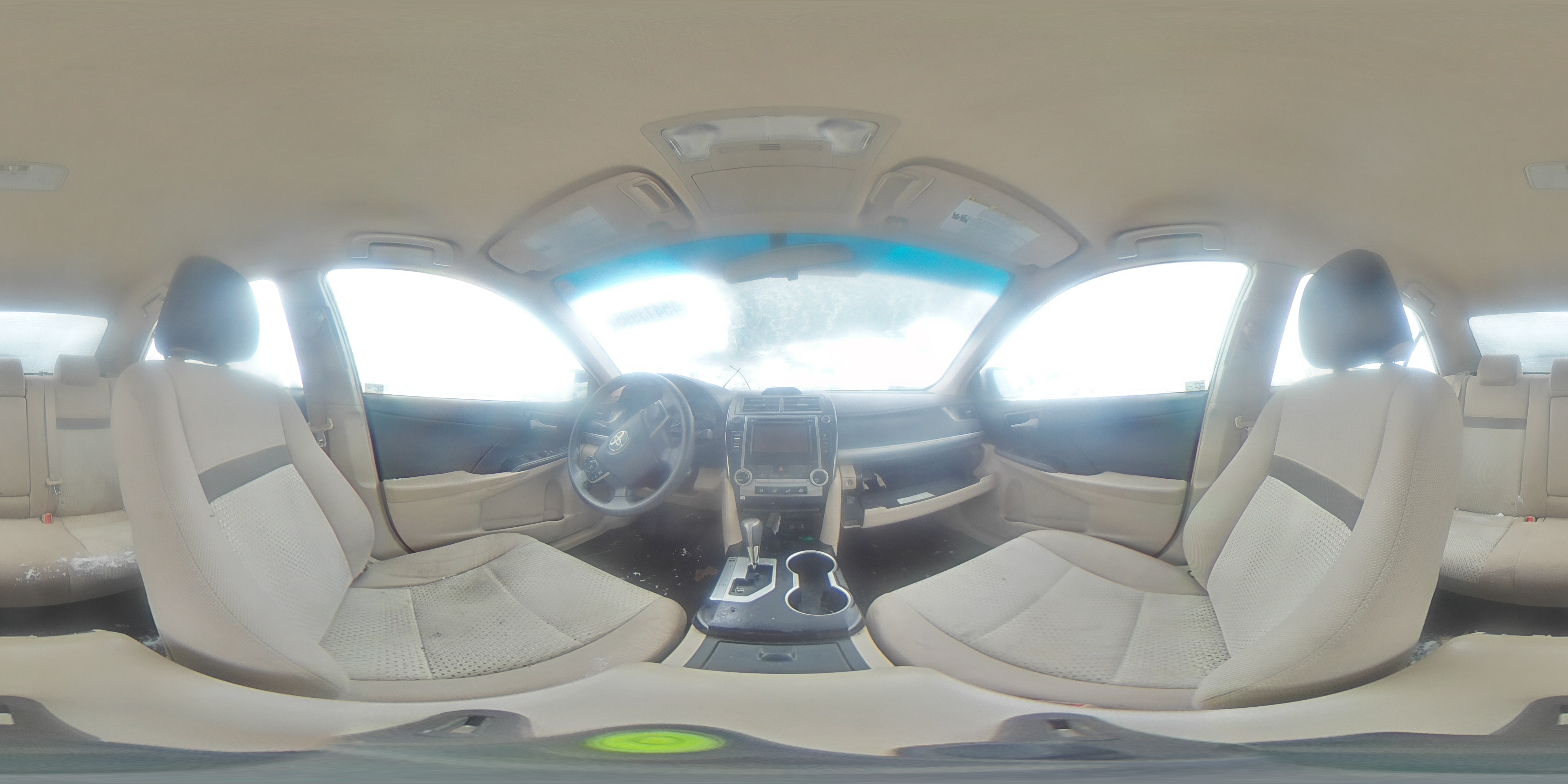 2013 Toyota Camry - Image 15